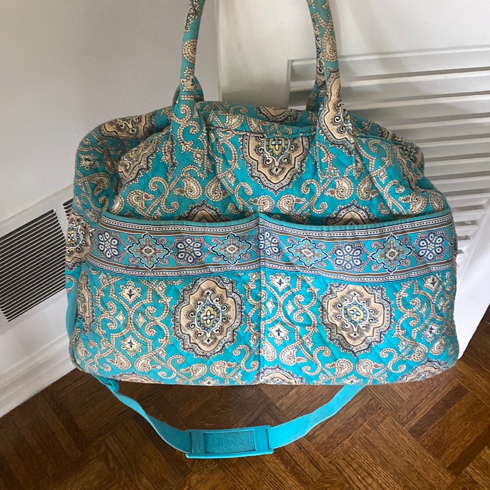Vera bradley duffel bag